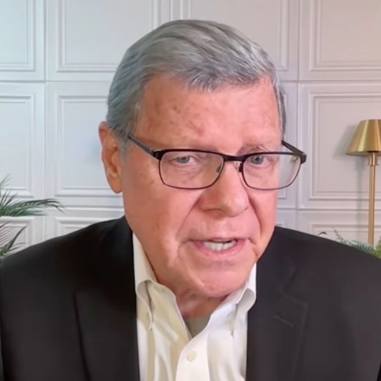 CHARLIE SYKES